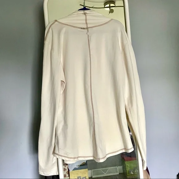 Prana Cowl Neck Sweater / Sweatshirt Size Large, Super Soft, Neutral Color! - Picture 7 of 7